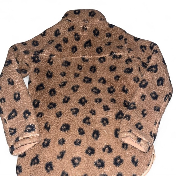 Abercrombie & Fitch Tan and Black Fleece - Picture 3 of 4